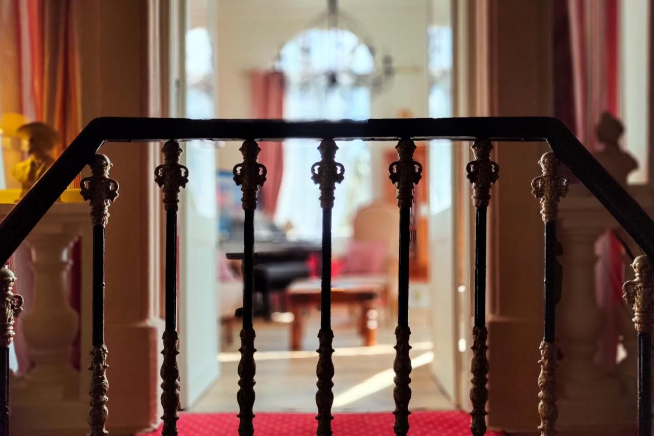 Hotel Des Artistes Tarascon Dış mekan fotoğraf